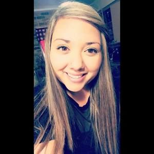 Meet your Posher, Vanessa